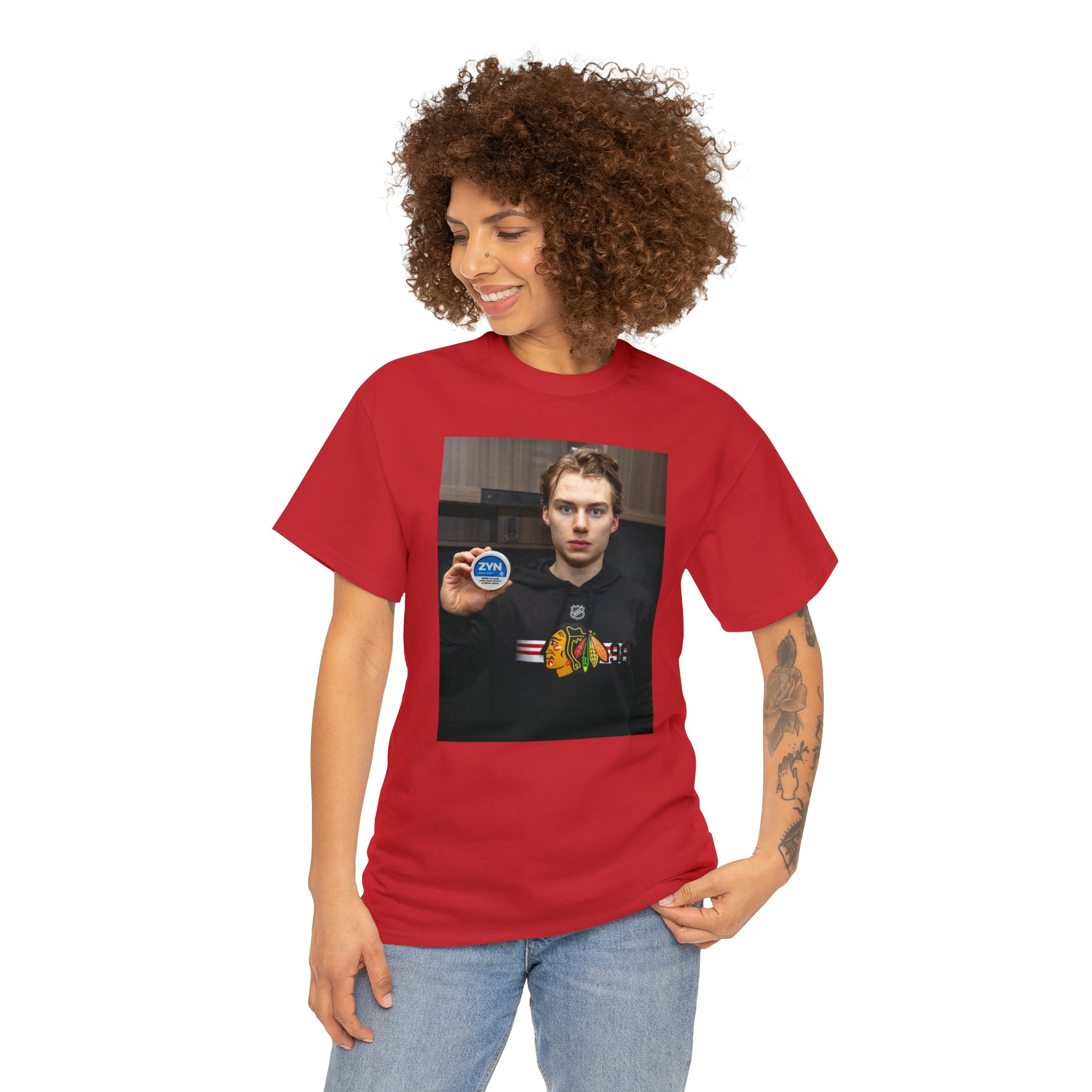 Connor Bedard Holding Zyns - Unisex Heavy Cotton Tee