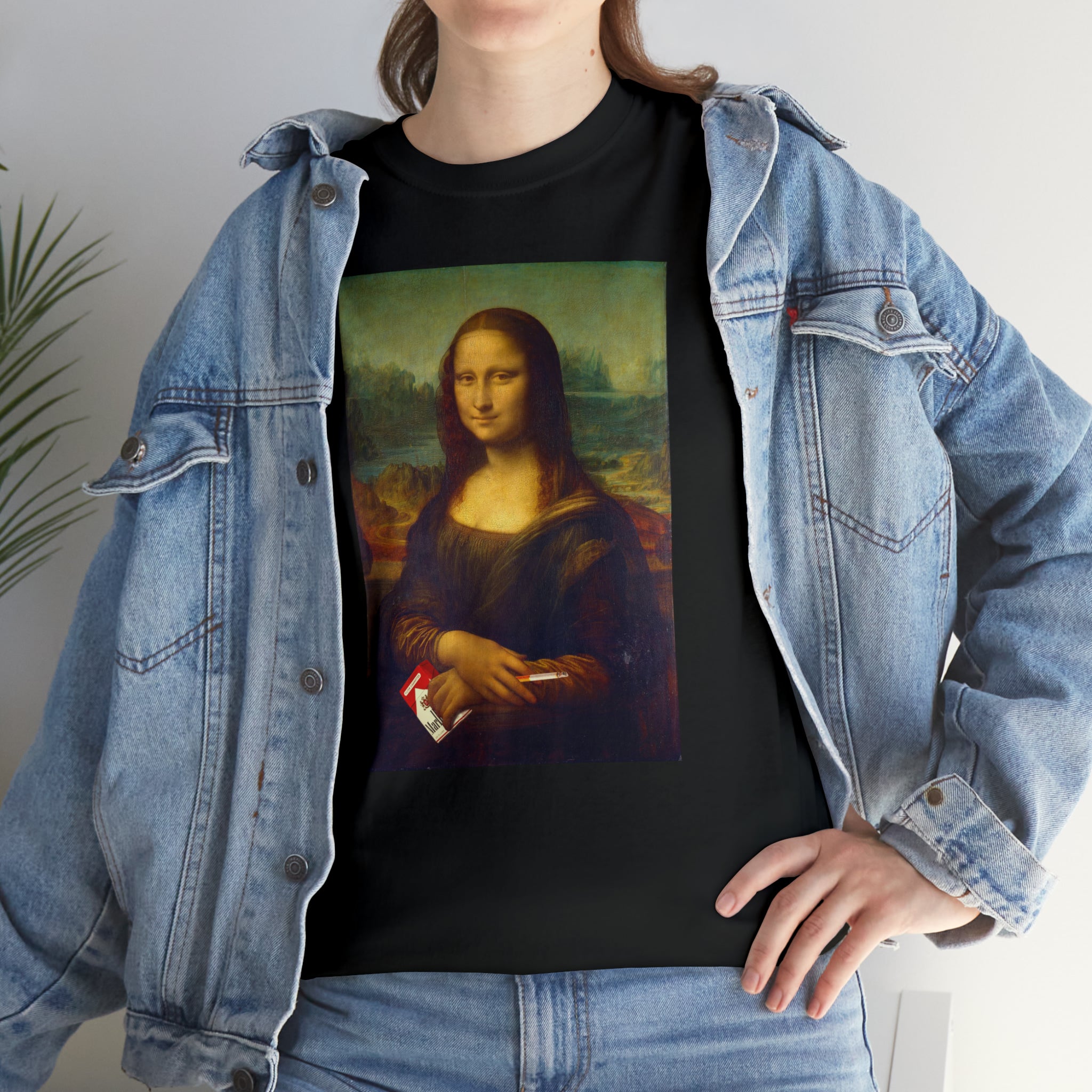 Mona Lisa with cigarettes - Unisex Heavy Cotton Tee