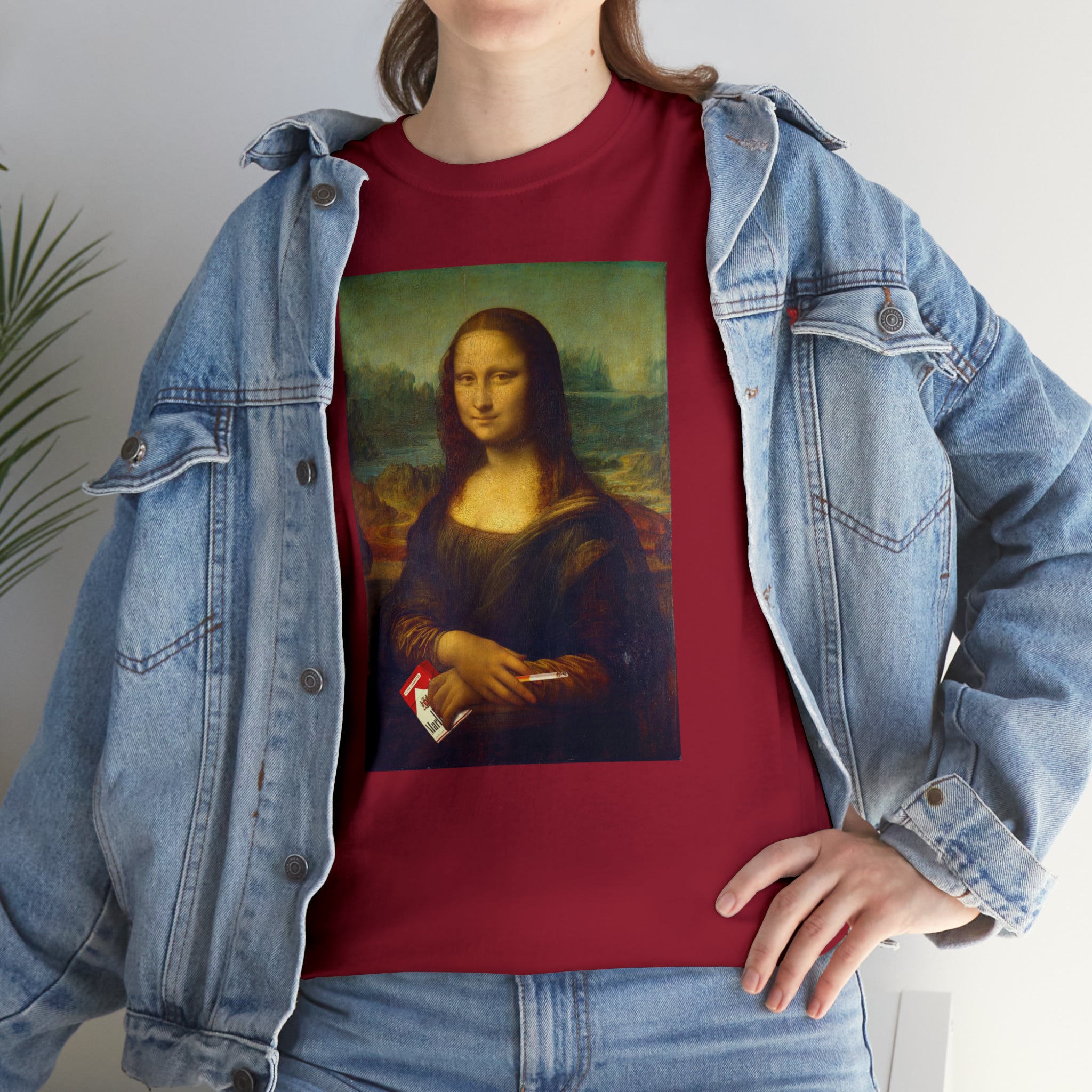 Mona Lisa with cigarettes - Unisex Heavy Cotton Tee