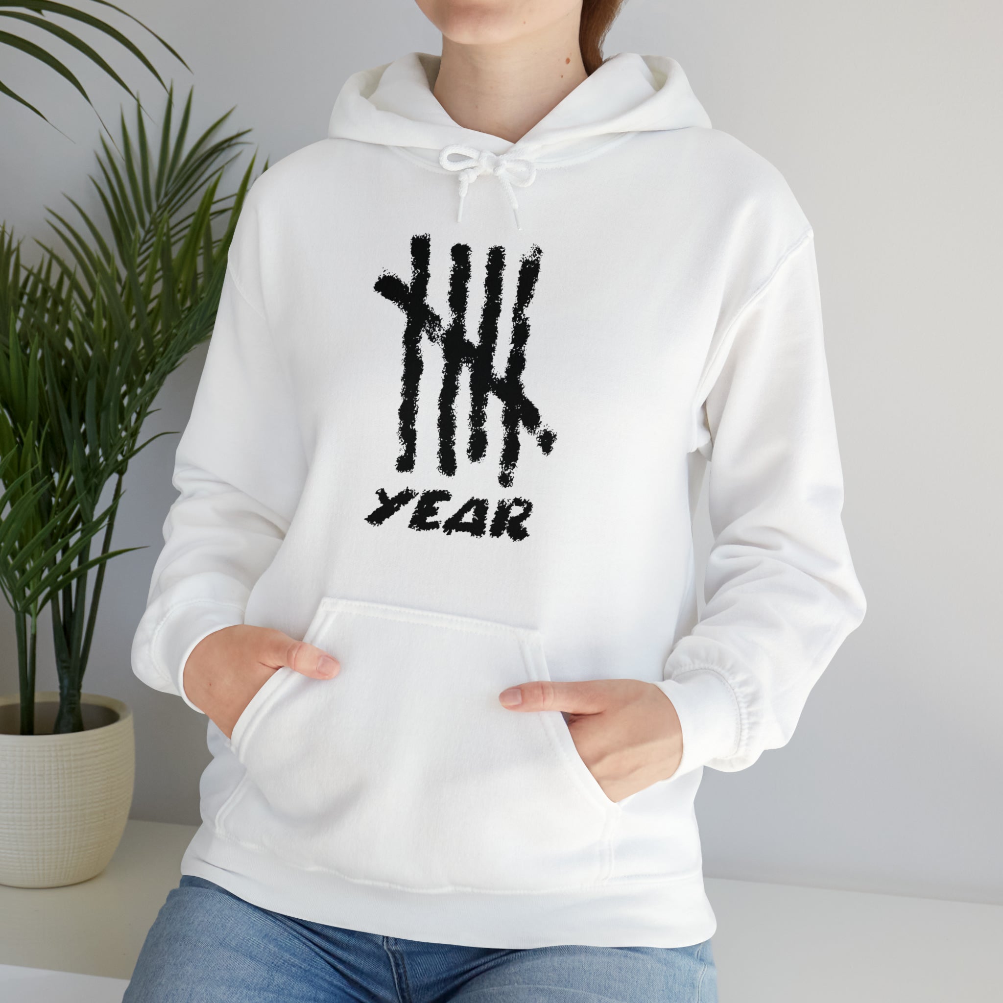 Fifth Year Chalk Marks - Unisex Heavy Blend™ Hooded Sweatshirt