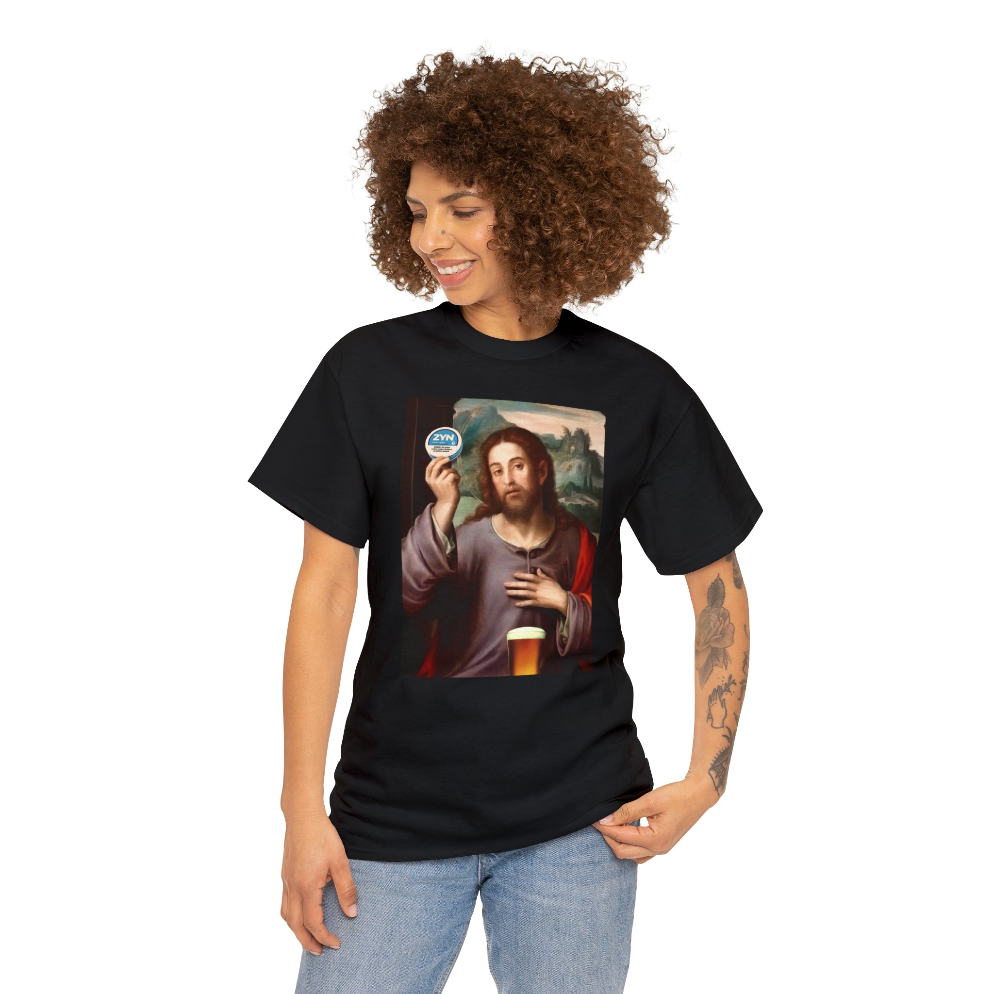 Jesus holding Zyns and beer - Unisex Heavy Cotton Tee