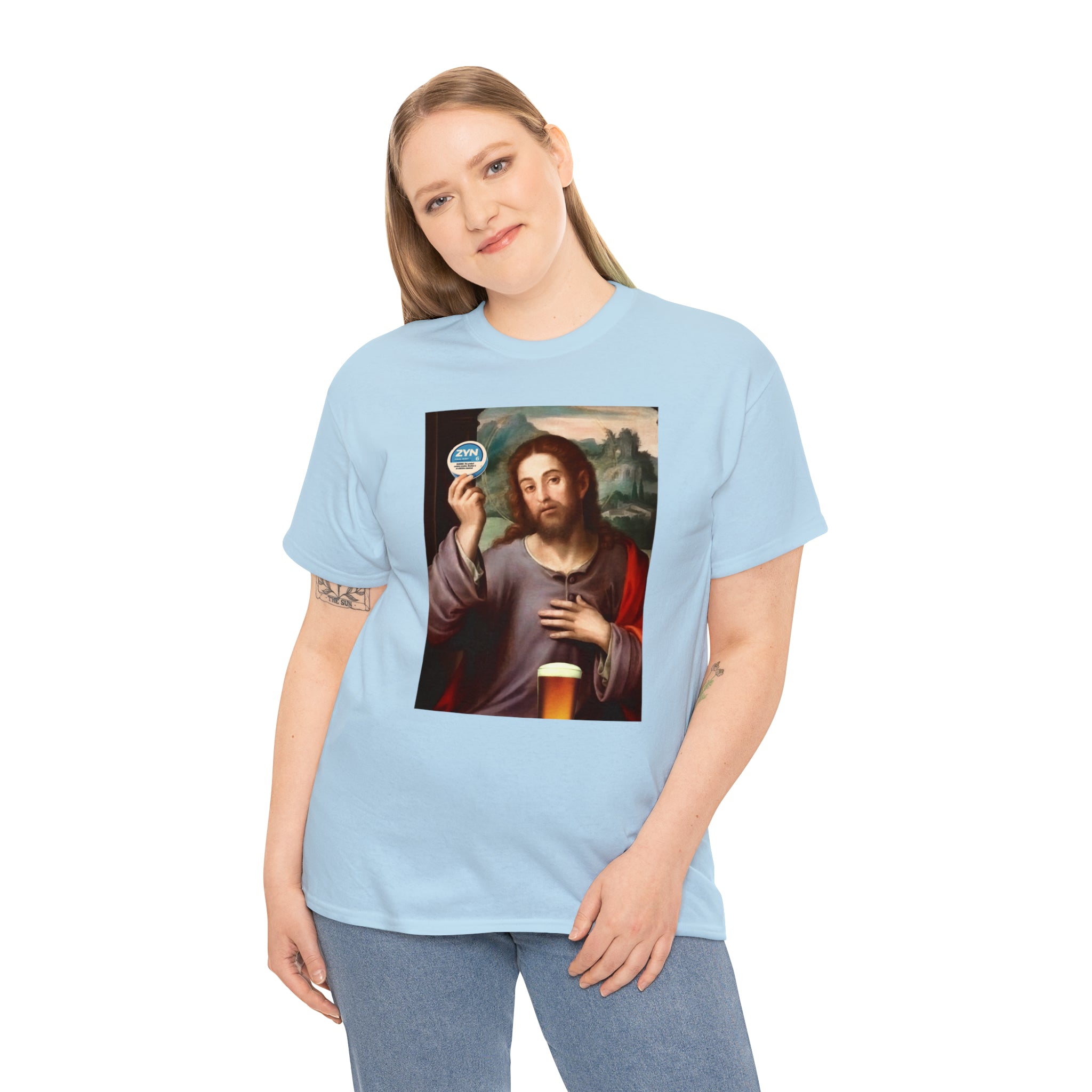 Jesus holding Zyns and beer - Unisex Heavy Cotton Tee