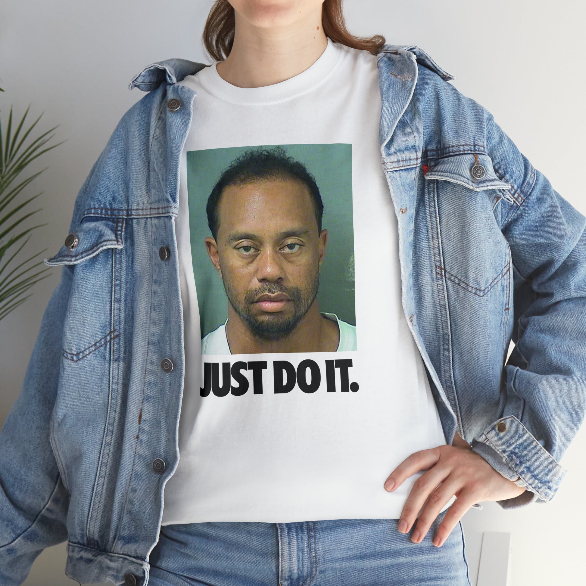 Just Do it Tiger Woods DUI Mugshot - Unisex Heavy Cotton Tee