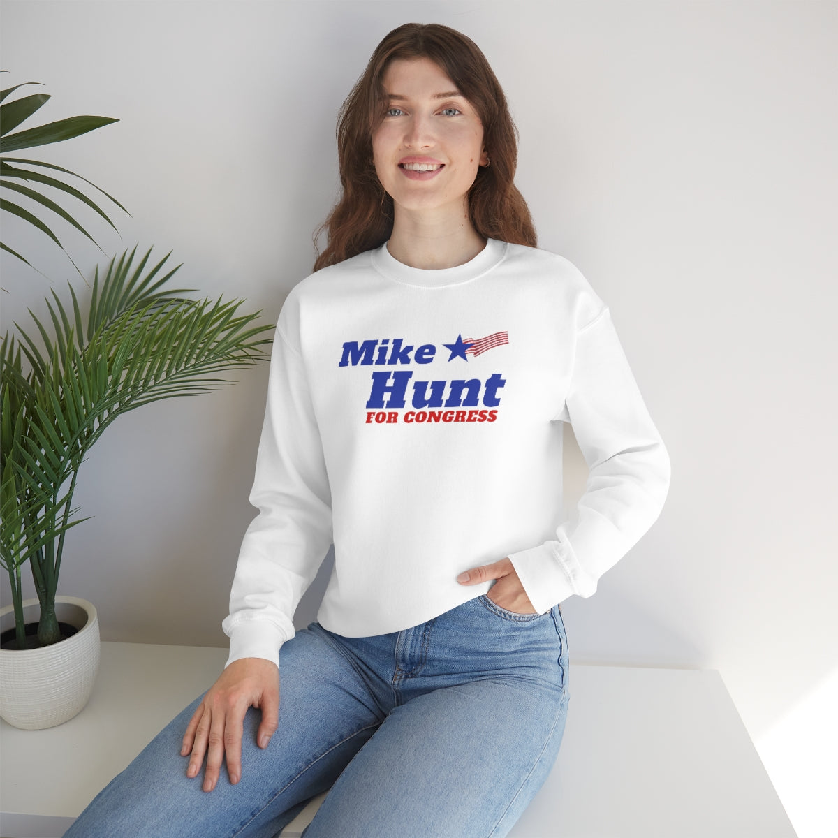 Mike Hunt - Unisex Heavy Blend™ Crewneck Sweatshirt