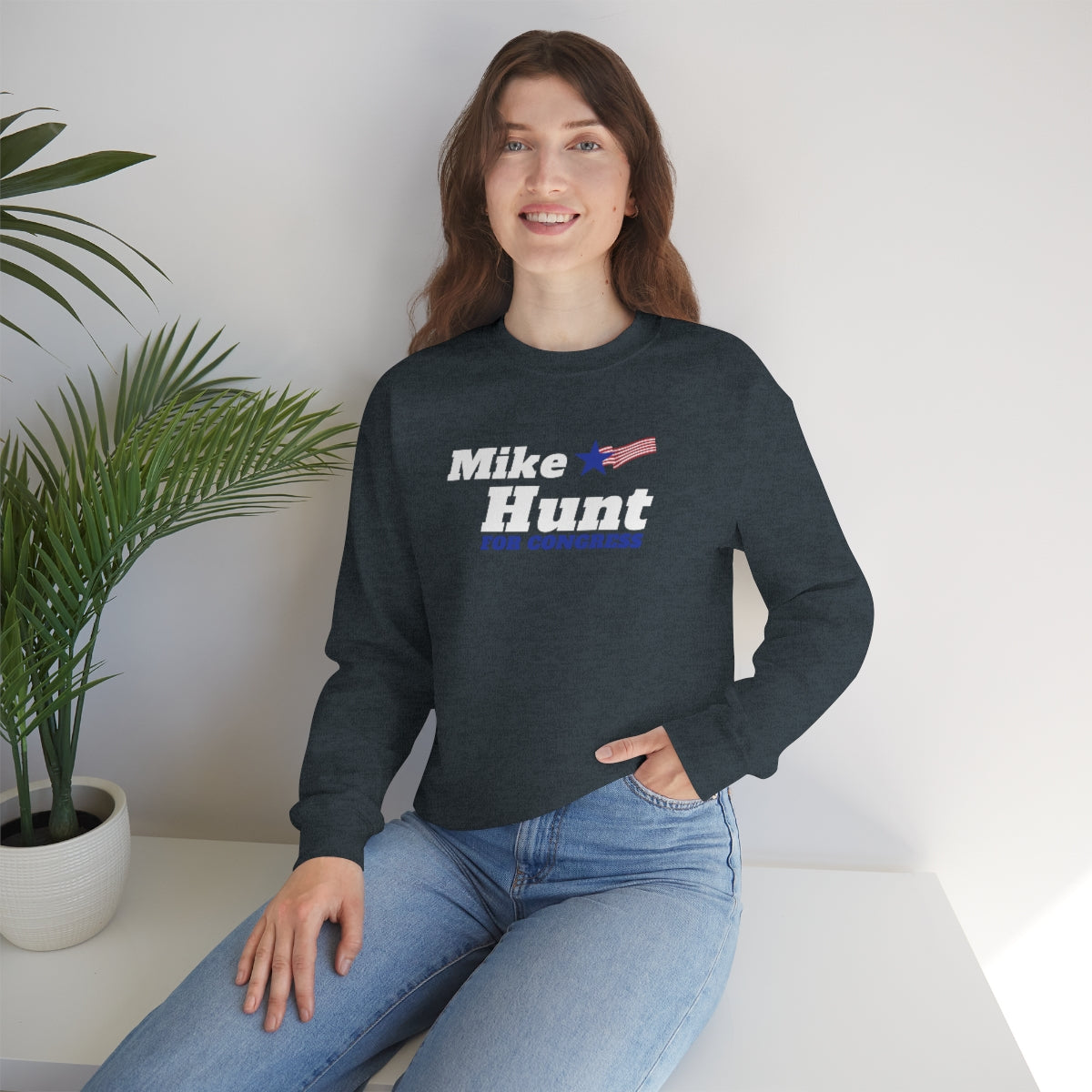 Mike Hunt - Unisex Heavy Blend™ Crewneck Sweatshirt