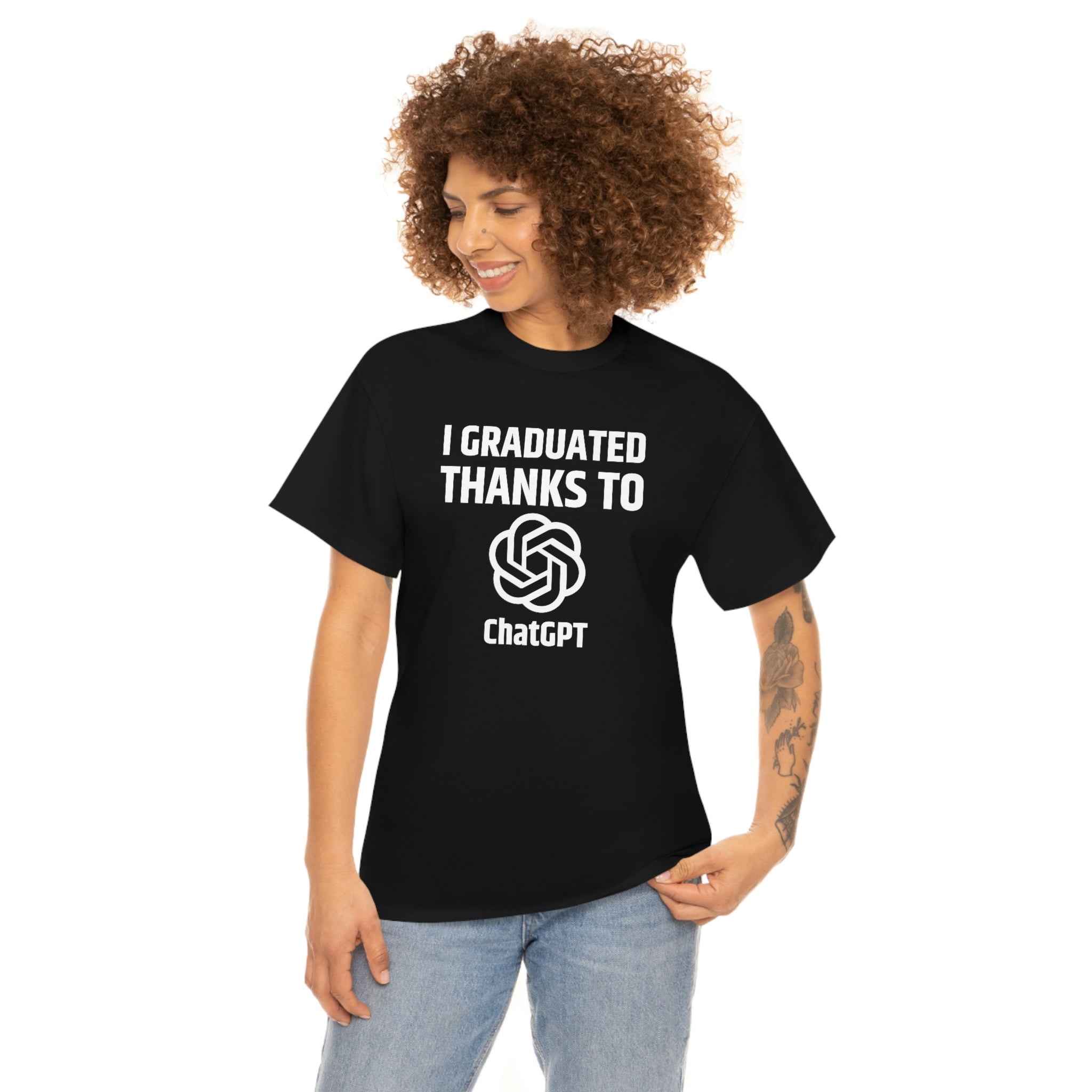 I Graduated Thanks to ChatGPT- Unisex Heavy Cotton Tee